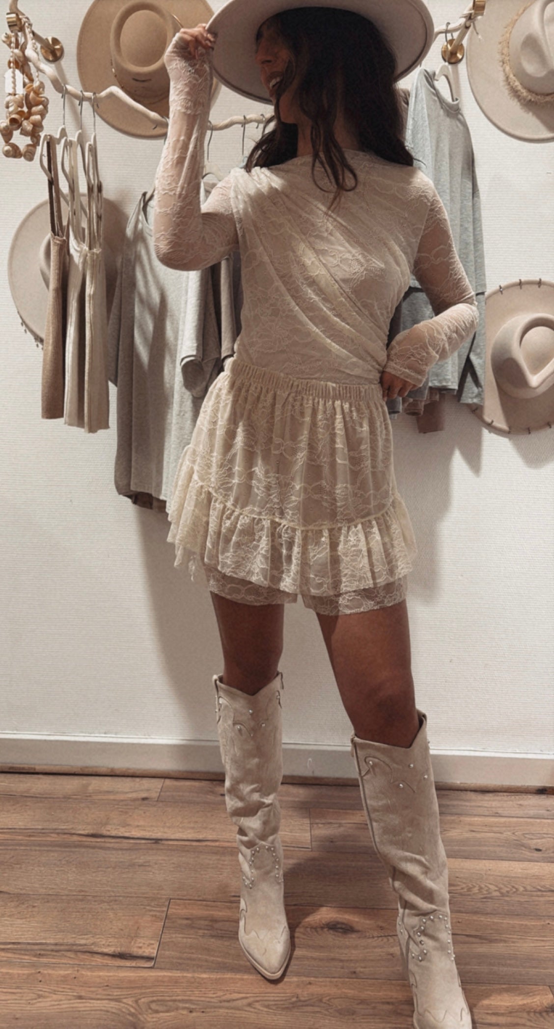 Body LACE